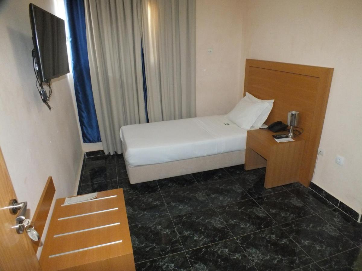 Hotel El Medina Nouadhibou Extérieur photo